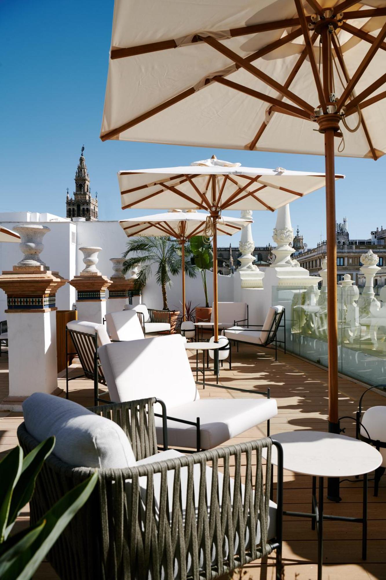 Mercer Plaza Sevilla 5 Gl ภายนอก รูปภาพ