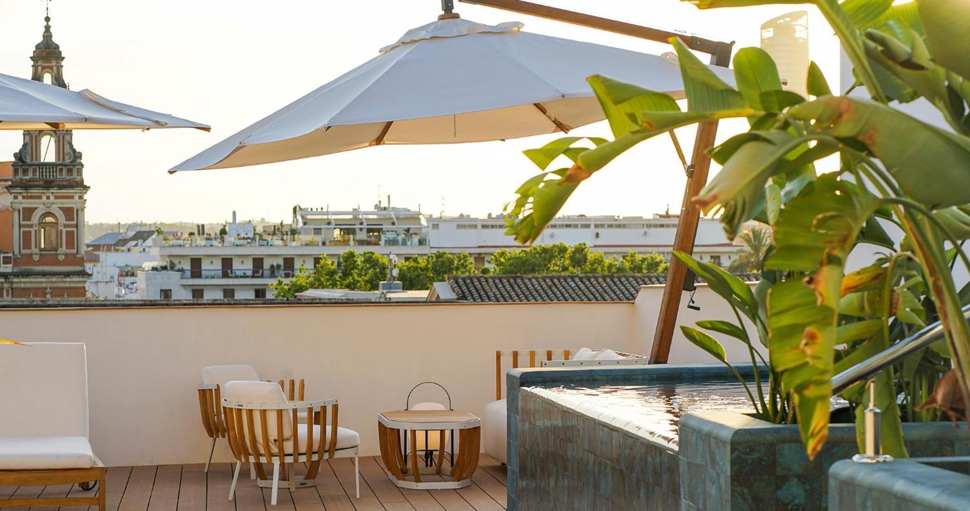 Mercer Plaza Sevilla 5 Gl ภายนอก รูปภาพ