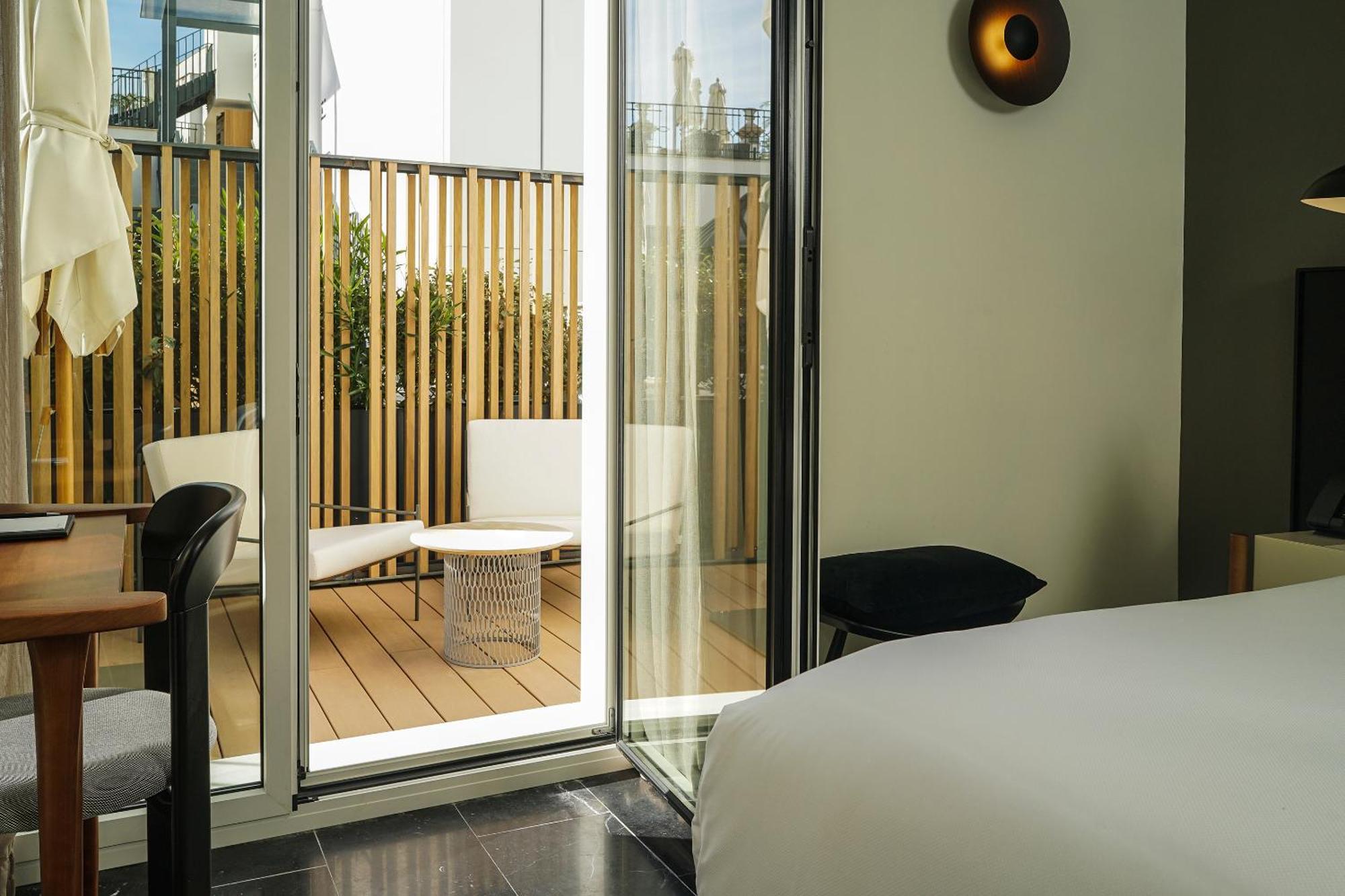 Mercer Plaza Sevilla 5 Gl ภายนอก รูปภาพ