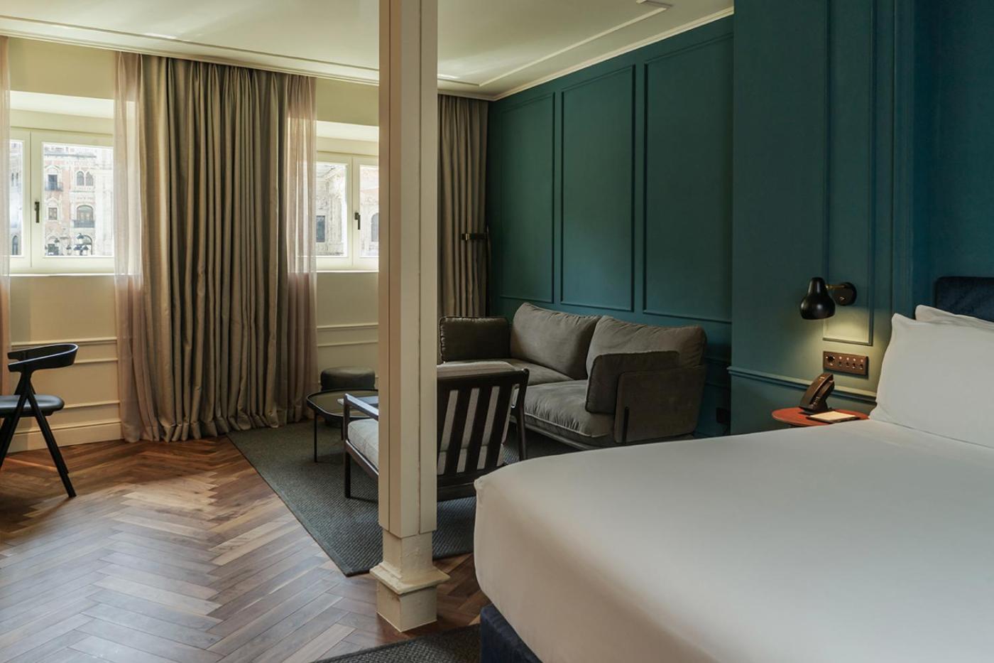 Mercer Plaza Sevilla 5 Gl ภายนอก รูปภาพ